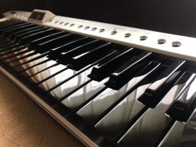 Keyboard Roland AX7